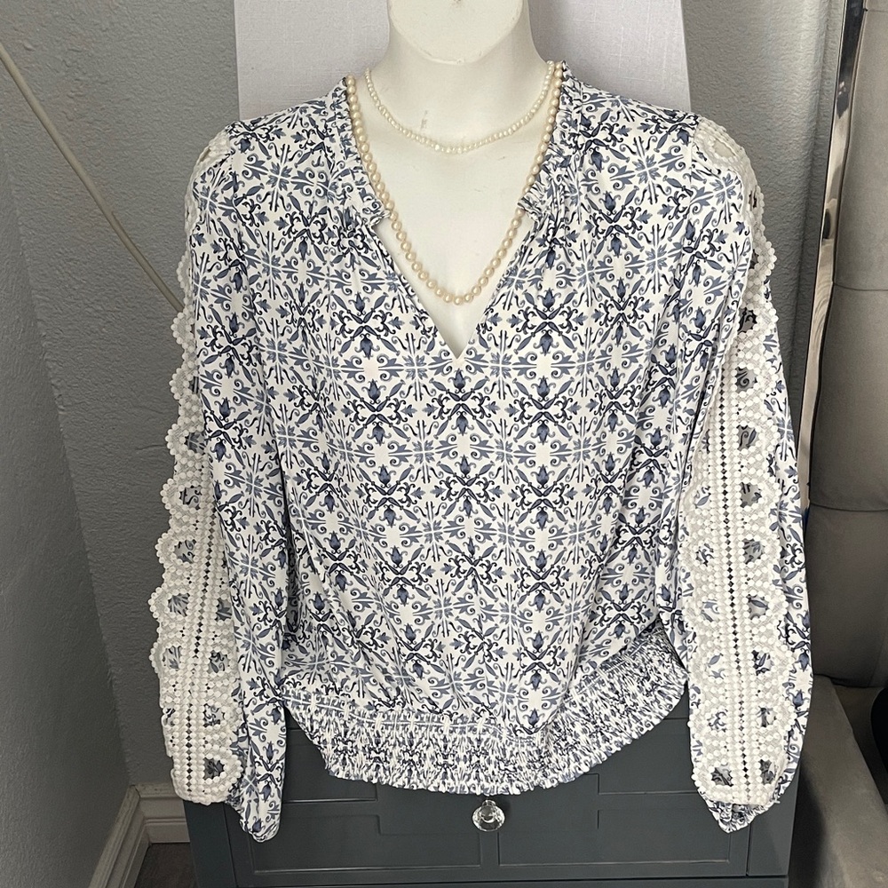 White House Black Market Blue and White Patterned Blouse